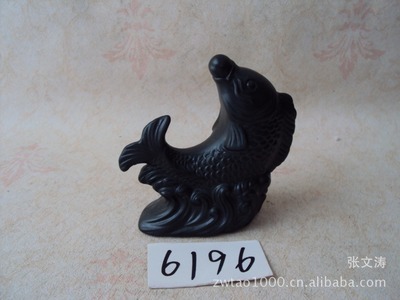 外貿(mào)陶瓷樹脂工藝品批發(fā) 鯉魚招財進寶黑變色茶寵(6196)全方位解析